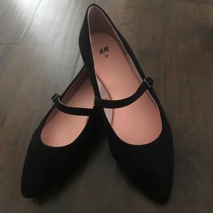 H&M Pointy Mary Jane Flats